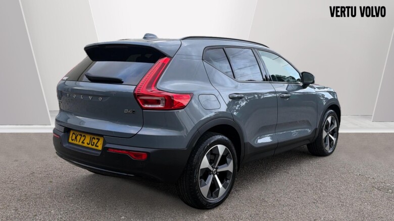 Volvo Xc40 2.0 B4P Plus Dark 5dr AWD Auto Petrol Estate